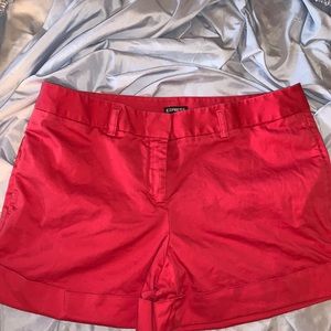 EXPRESS BRIGHT PINK short
